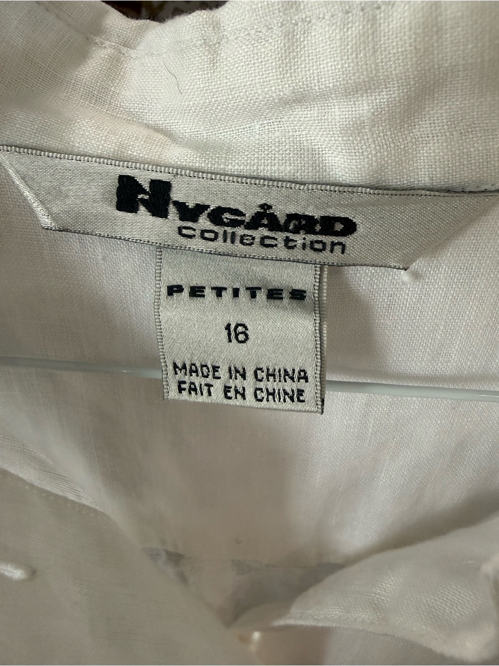 Nygård Collection 100% Linen White Button Front Blouse Petite 16 - Picture 2 of 6